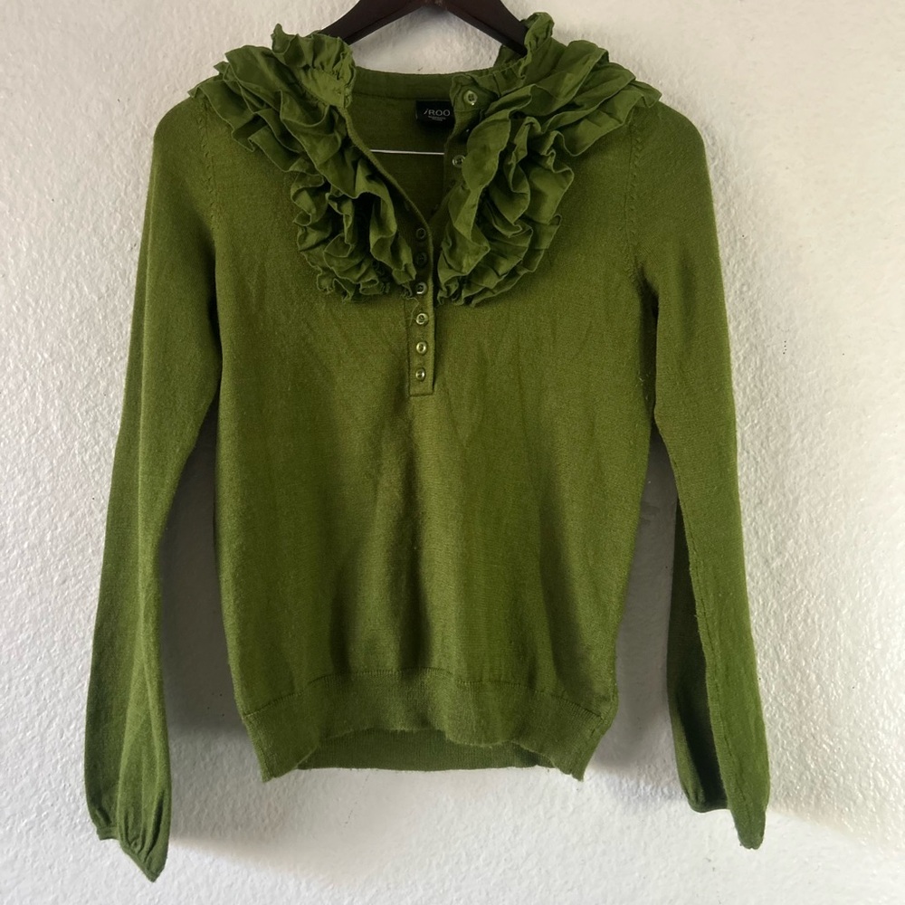 IROO Olive Ruffled Crew Neck Button Sweater Wool‎ Blend M Italian Artsy